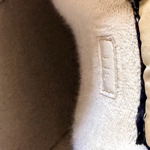 Gucci Beige and Green Men's Sneakers - Picture 3 of 3